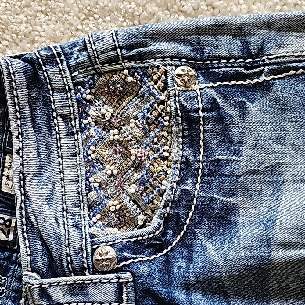Jeans - Picture 4 of 8